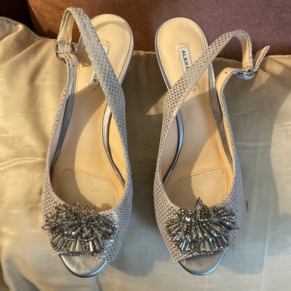 Alex Marie sling back sparkle with beads 7.5